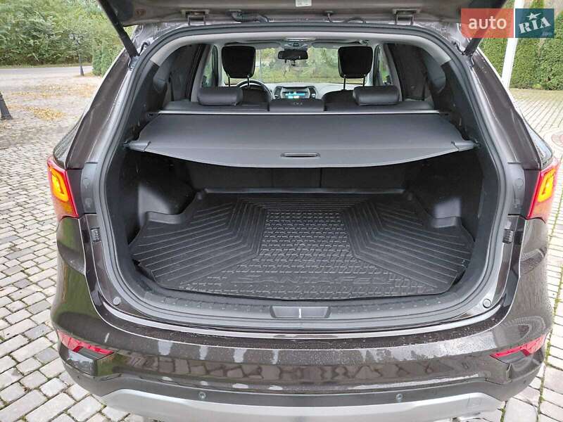 Внедорожник / Кроссовер Hyundai Santa FE 2015 в Черновцах фото 17 Внедорожник / Кроссовер Hyundai Santa FE 2015 в Черновцах