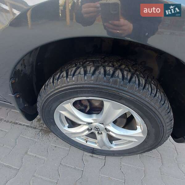 Внедорожник / Кроссовер Hyundai Santa FE 2011 в Хмельницком