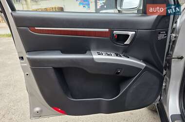 Внедорожник / Кроссовер Hyundai Santa FE 2007 в 
