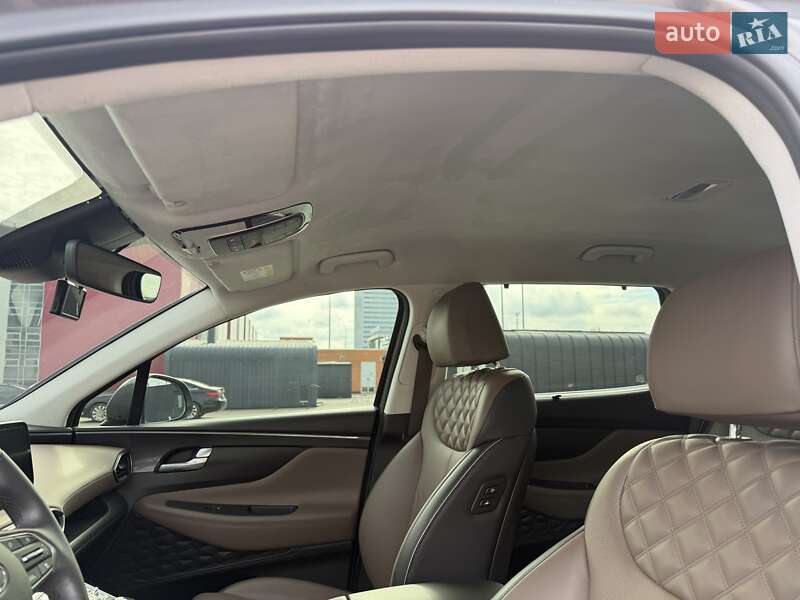 Внедорожник / Кроссовер Hyundai Santa FE 2021 в Киеве