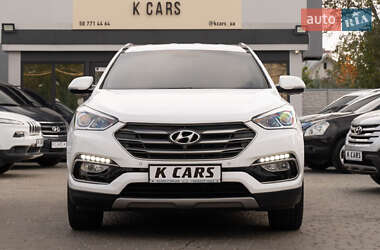 Внедорожник / Кроссовер Hyundai Santa FE 2015 в 