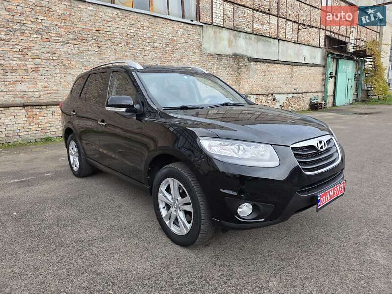 Внедорожник / Кроссовер Hyundai Santa FE 2011 в Луцке