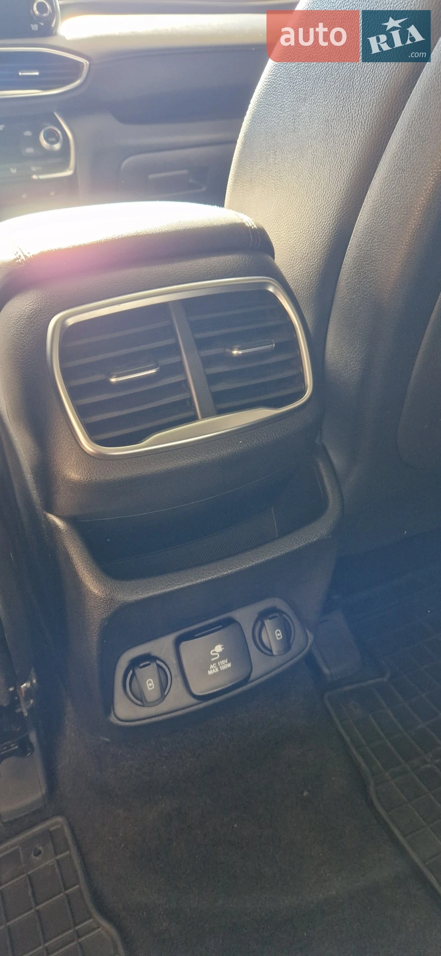 2018 Hyundai Santa Fe - мініатюра 24