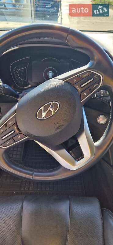 Внедорожник / Кроссовер Hyundai Santa FE 2018 в Килии фото 13 Внедорожник / Кроссовер Hyundai Santa FE 2018 в Килии