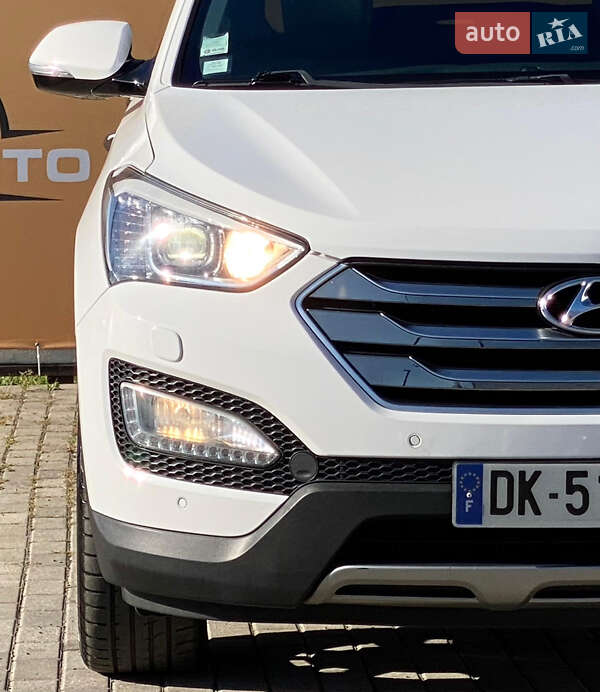 Внедорожник / Кроссовер Hyundai Santa FE 2015 в Ровно