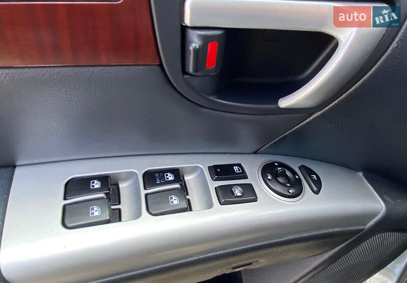 Внедорожник / Кроссовер Hyundai Santa FE 2009 в Ровно фото 16 Внедорожник / Кроссовер Hyundai Santa FE 2009 в Ровно