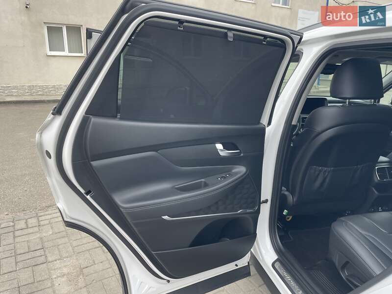 Внедорожник / Кроссовер Hyundai Santa FE 2018 в Черновцах