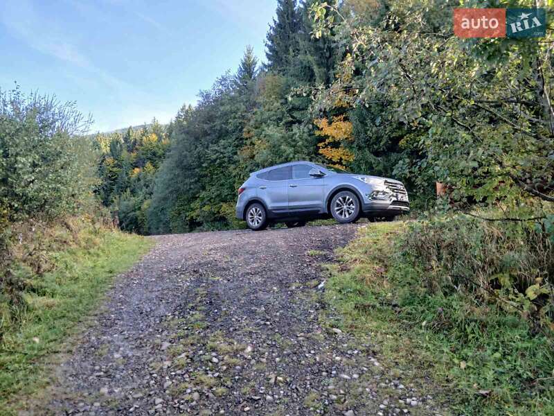 Позашляховик / Кросовер Hyundai Santa FE 2017 в Чорнобаї