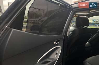 Внедорожник / Кроссовер Hyundai Santa FE 2015 в 