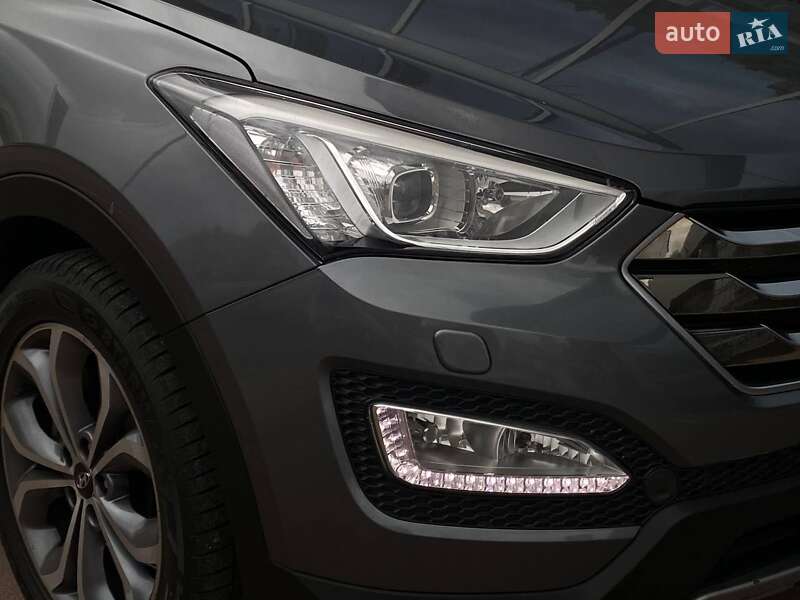 Позашляховик / Кросовер Hyundai Santa FE 2015 в Києві фото 29 Позашляховик / Кросовер Hyundai Santa FE 2015 в Києві
