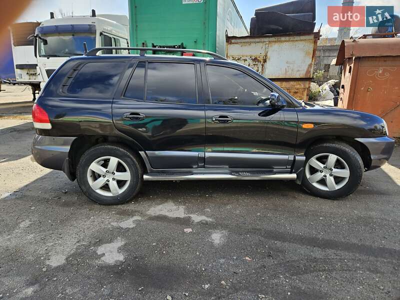 Внедорожник / Кроссовер Hyundai Santa FE 2005 в Харькове