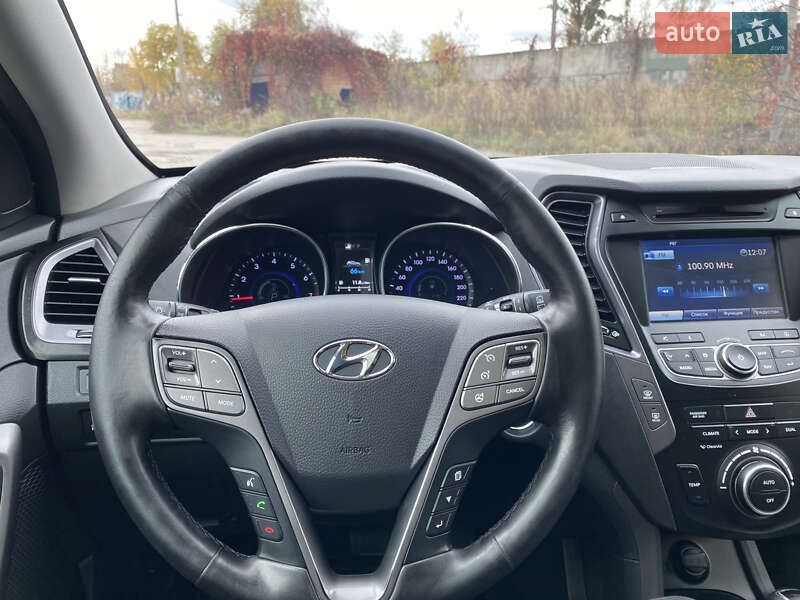 Внедорожник / Кроссовер Hyundai Santa FE 2014 в Луцке фото 17 Внедорожник / Кроссовер Hyundai Santa FE 2014 в Луцке