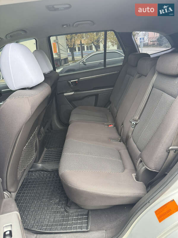 Внедорожник / Кроссовер Hyundai Santa FE 2010 в Черкассах фото 16 Внедорожник / Кроссовер Hyundai Santa FE 2010 в Черкассах