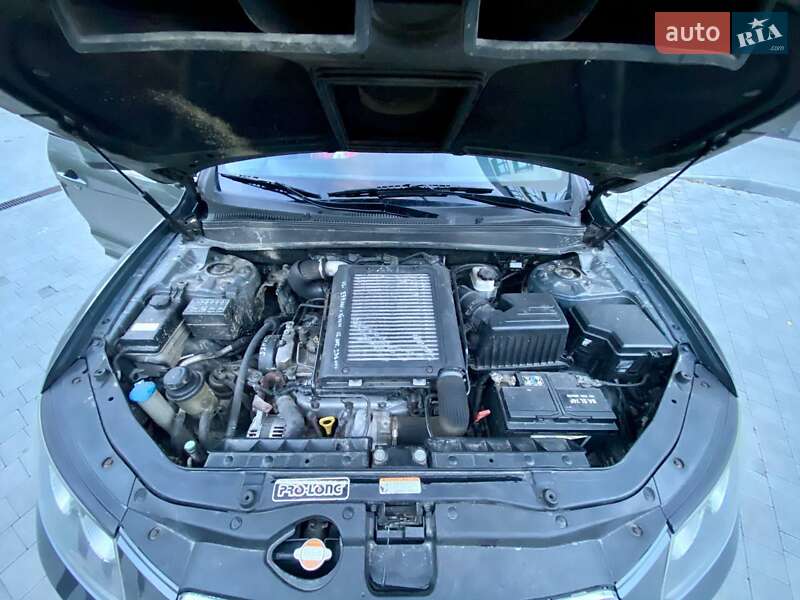 Внедорожник / Кроссовер Hyundai Santa FE 2006 в Новояворовске фото 7 Внедорожник / Кроссовер Hyundai Santa FE 2006 в Новояворовске