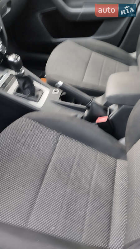 Внедорожник / Кроссовер Hyundai Santa FE 2011 в Умани фото 10 Внедорожник / Кроссовер Hyundai Santa FE 2011 в Умани