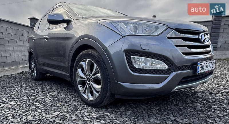 Позашляховик / Кросовер Hyundai Santa FE 2013 в Вараші