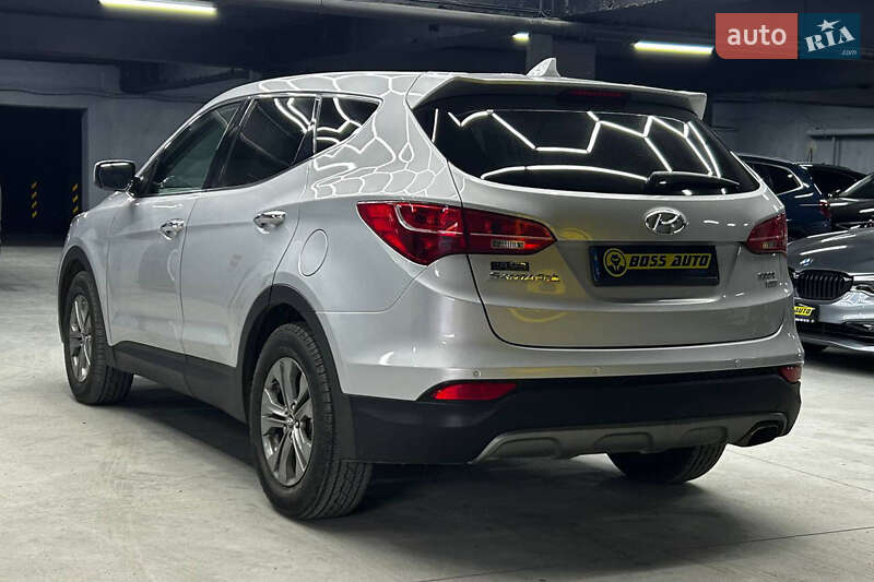 Позашляховик / Кросовер Hyundai Santa FE 2014 в Чернівцях фото 4 Позашляховик / Кросовер Hyundai Santa FE 2014 в Чернівцях