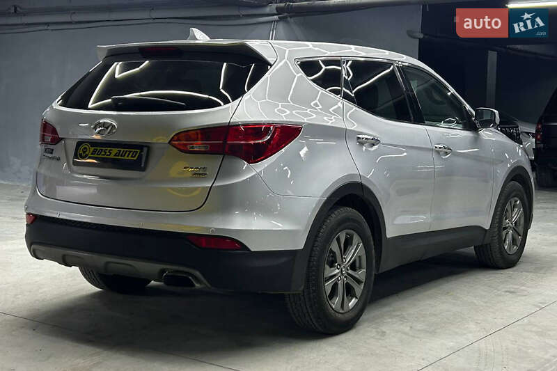 Позашляховик / Кросовер Hyundai Santa FE 2014 в Чернівцях фото 6 Позашляховик / Кросовер Hyundai Santa FE 2014 в Чернівцях