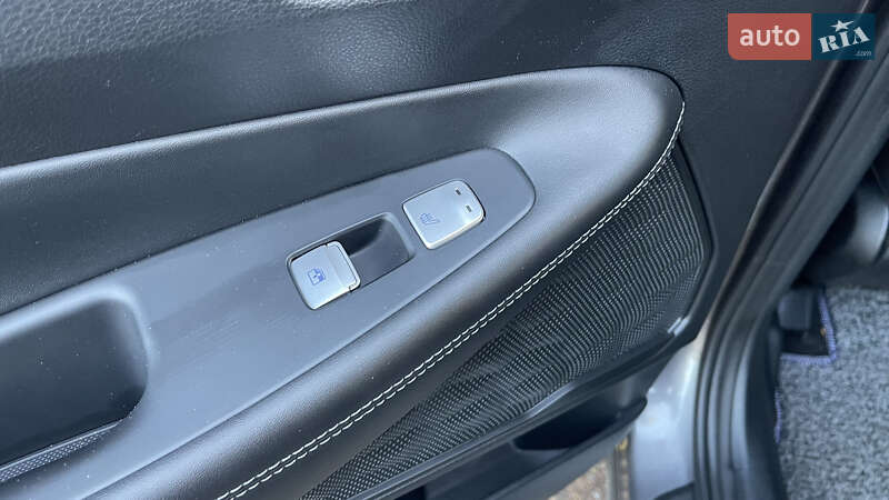 Внедорожник / Кроссовер Hyundai Santa FE 2020 в Умани фото 13 Внедорожник / Кроссовер Hyundai Santa FE 2020 в Умани