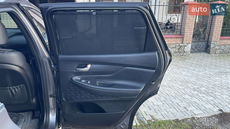 Внедорожник / Кроссовер Hyundai Santa FE 2020 в Умани фото 20 Внедорожник / Кроссовер Hyundai Santa FE 2020 в Умани