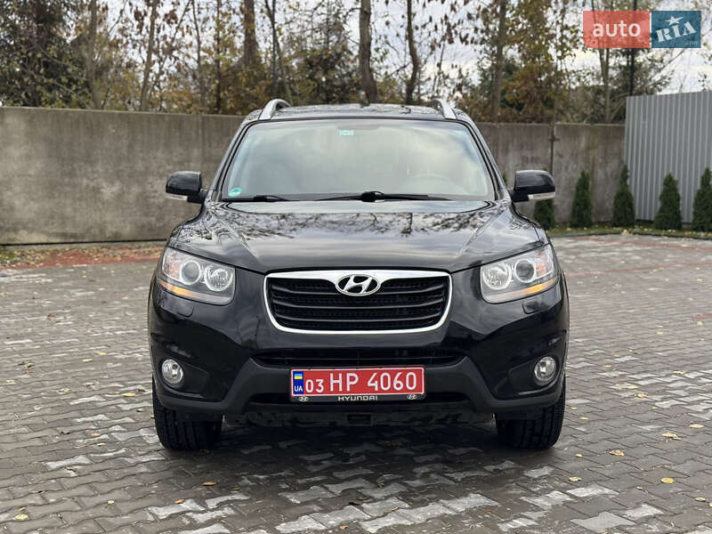 Внедорожник / Кроссовер Hyundai Santa FE 2011 в Ровно