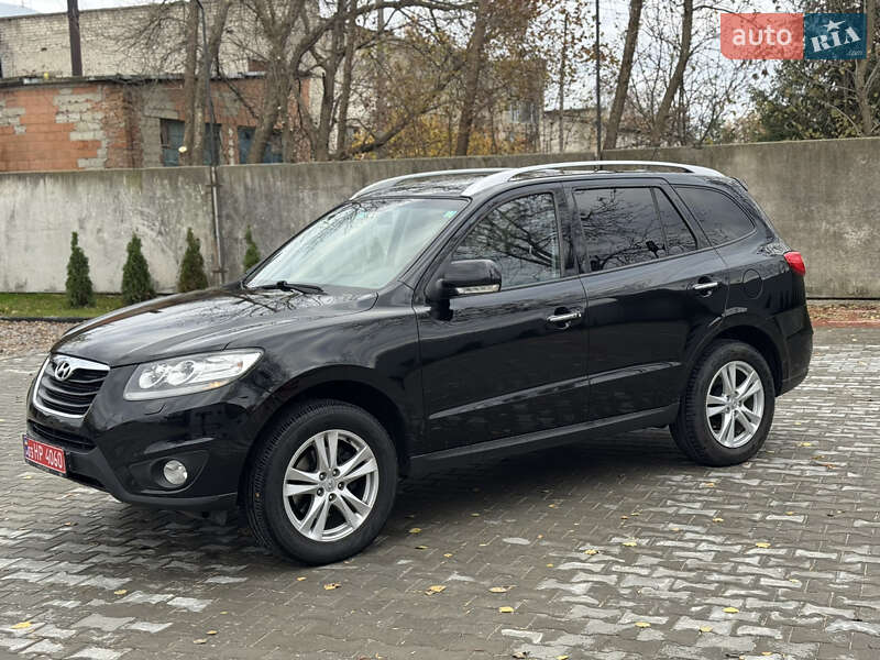 Внедорожник / Кроссовер Hyundai Santa FE 2011 в Ровно