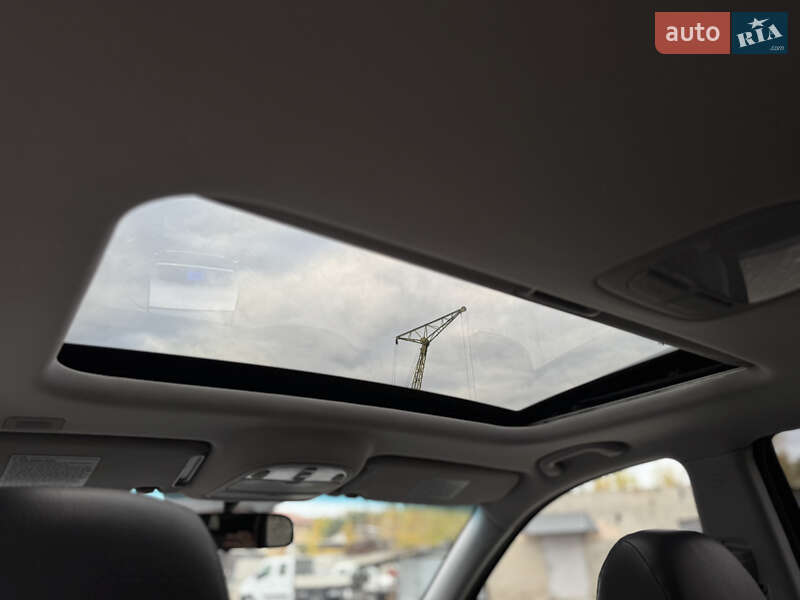 Внедорожник / Кроссовер Hyundai Santa FE 2011 в Ровно