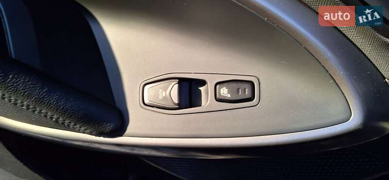 Позашляховик / Кросовер Hyundai Santa FE 2017 в Білій Церкві фото 19 Позашляховик / Кросовер Hyundai Santa FE 2017 в Білій Церкві