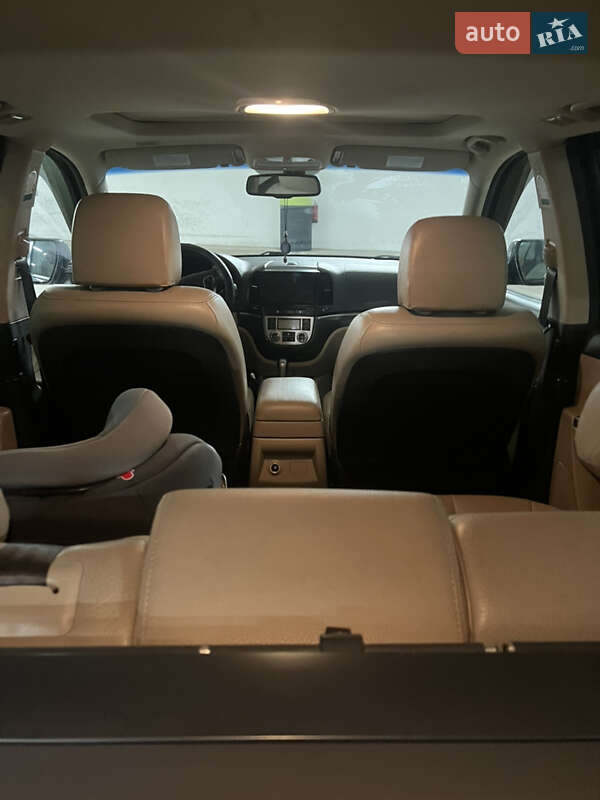 Внедорожник / Кроссовер Hyundai Santa FE 2011 в Понинке фото 9 Внедорожник / Кроссовер Hyundai Santa FE 2011 в Понинке