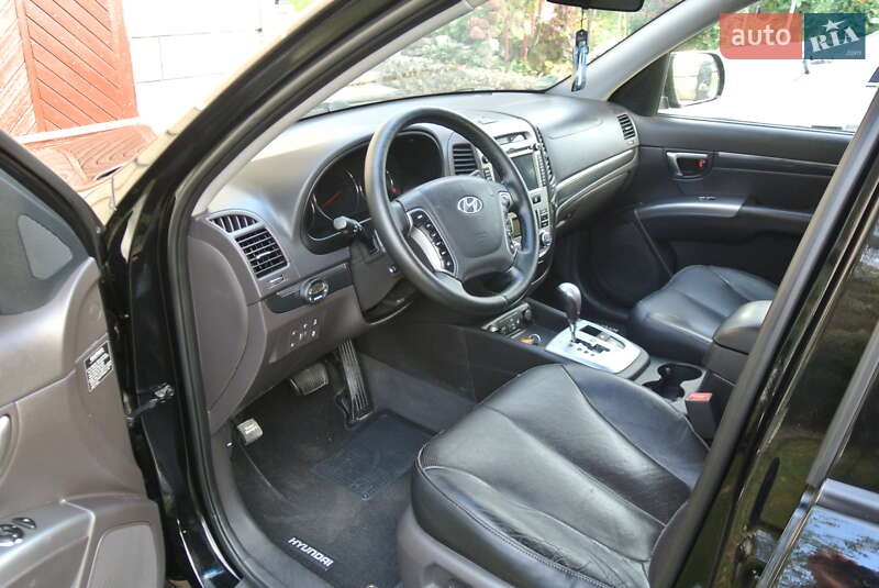Внедорожник / Кроссовер Hyundai Santa FE 2012 в Черновцах фото 8 Внедорожник / Кроссовер Hyundai Santa FE 2012 в Черновцах