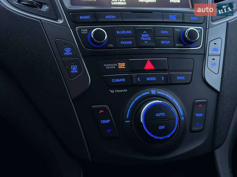 Позашляховик / Кросовер Hyundai Santa FE 2016 в Києві