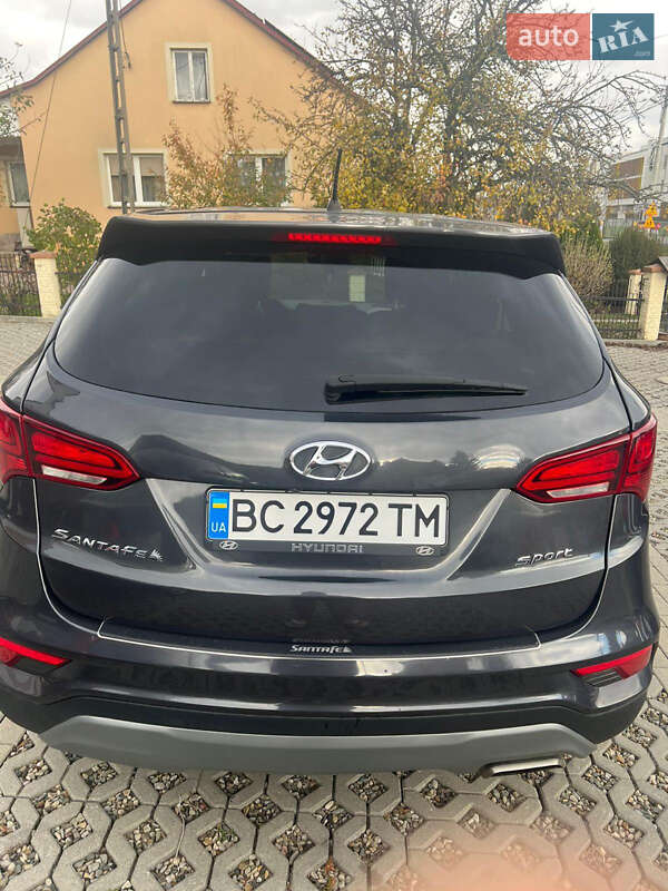 Позашляховик / Кросовер Hyundai Santa FE 2018 в Києві фото 2 Позашляховик / Кросовер Hyundai Santa FE 2018 в Києві