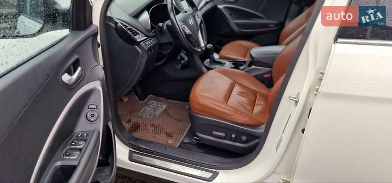 Внедорожник / Кроссовер Hyundai Santa FE 2014 в Киеве