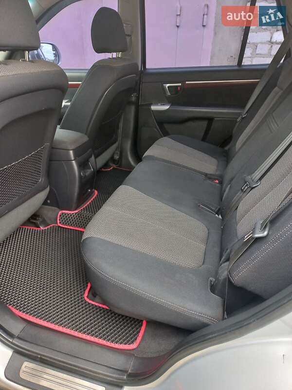 Внедорожник / Кроссовер Hyundai Santa FE 2009 в Николаеве