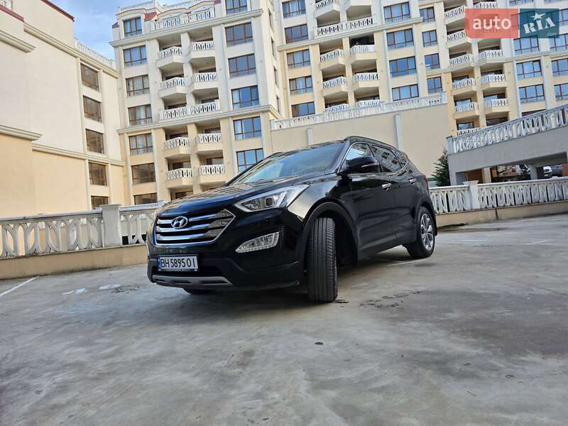Внедорожник / Кроссовер Hyundai Santa FE 2015 в Одессе фото 4 Внедорожник / Кроссовер Hyundai Santa FE 2015 в Одессе