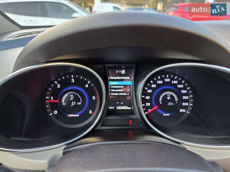 Внедорожник / Кроссовер Hyundai Santa FE 2015 в Одессе фото 13 Внедорожник / Кроссовер Hyundai Santa FE 2015 в Одессе