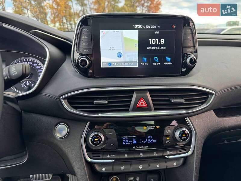 Внедорожник / Кроссовер Hyundai Santa FE 2019 в Киеве