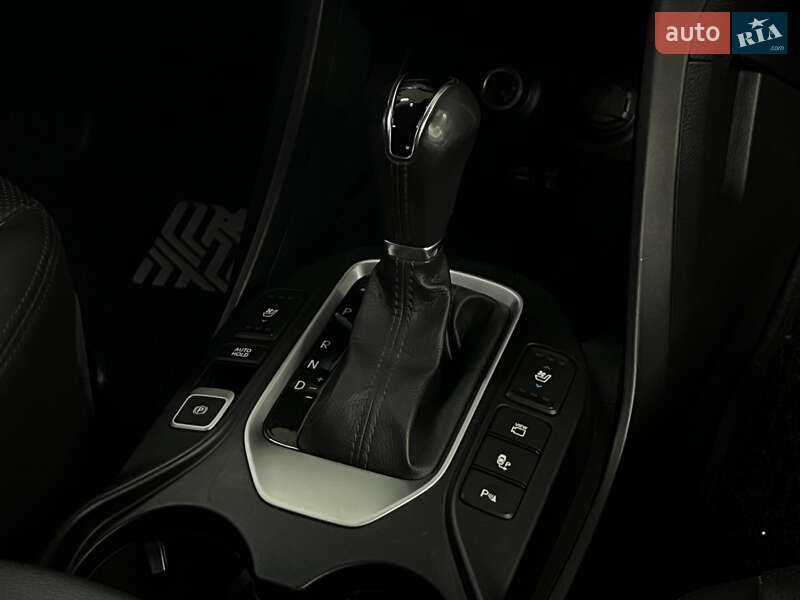 Внедорожник / Кроссовер Hyundai Santa FE 2015 в Одессе