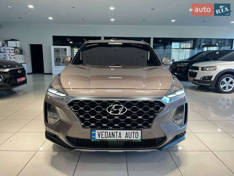 Внедорожник / Кроссовер Hyundai Santa FE 2019 в Одессе