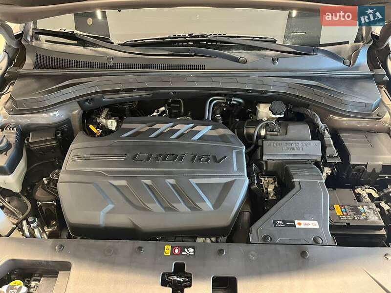 Внедорожник / Кроссовер Hyundai Santa FE 2019 в Одессе