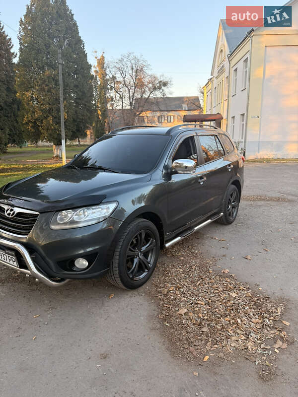 Позашляховик / Кросовер Hyundai Santa FE 2011 в Львові