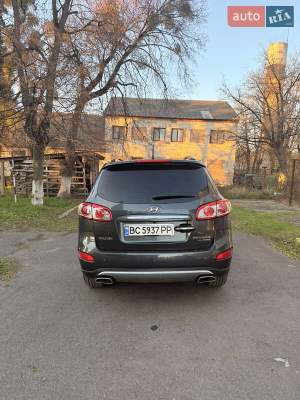 Позашляховик / Кросовер Hyundai Santa FE 2011 в Львові