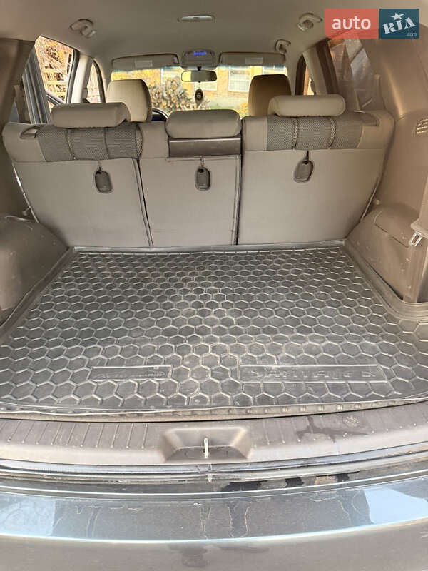 Позашляховик / Кросовер Hyundai Santa FE 2011 в Львові