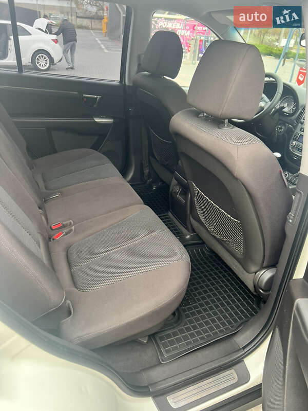 Позашляховик / Кросовер Hyundai Santa FE 2011 в Дніпрі