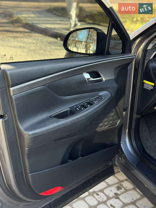 Внедорожник / Кроссовер Hyundai Santa FE 2018 в Новояворовске фото 18 Внедорожник / Кроссовер Hyundai Santa FE 2018 в Новояворовске