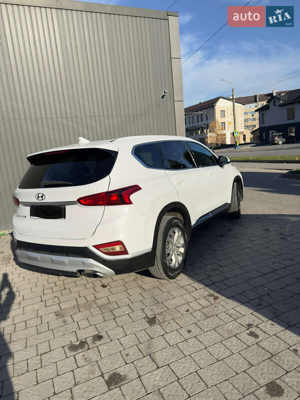 Позашляховик / Кросовер Hyundai Santa FE 2018 в Івано-Франківську
