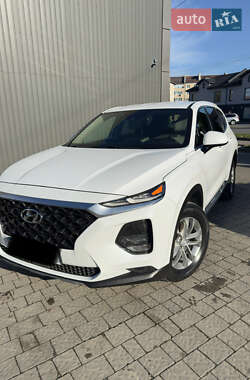 Внедорожник / Кроссовер Hyundai Santa FE 2018 в Ивано-Франковске