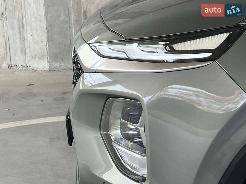 Внедорожник / Кроссовер Hyundai Santa FE 2018 в Одессе