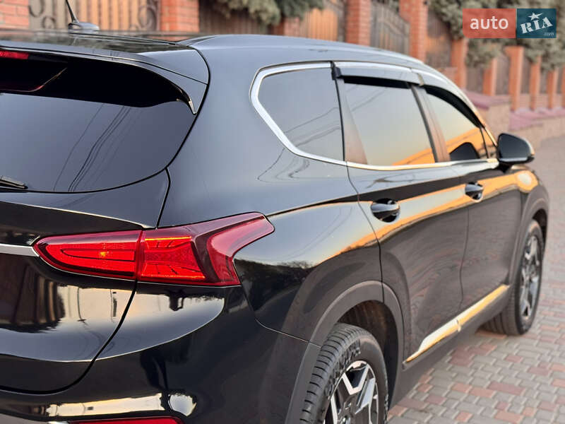 Позашляховик / Кросовер Hyundai Santa FE 2019 в Одесі