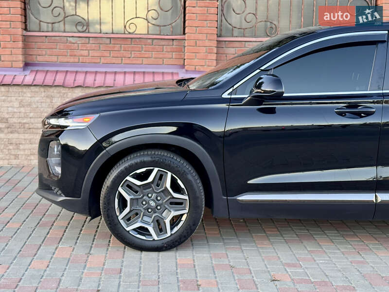 Позашляховик / Кросовер Hyundai Santa FE 2019 в Одесі